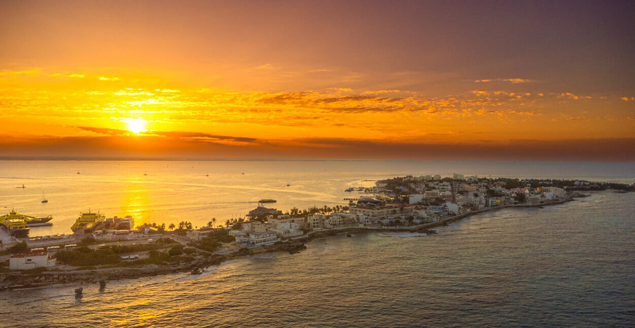 Enlaza a pagina Isla Mujeres