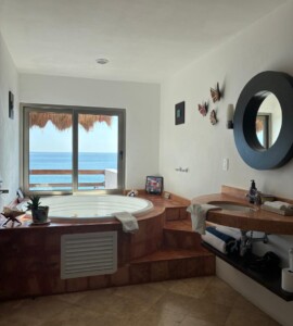 Villa Esperanza - Jacuzzi con vista al caribe.