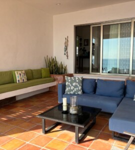 Villa Esperanza - exteriores con vista al mar caribe.