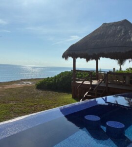 Galería Villa Esperanza Isla Mujeres - vista desde la alberca infinita